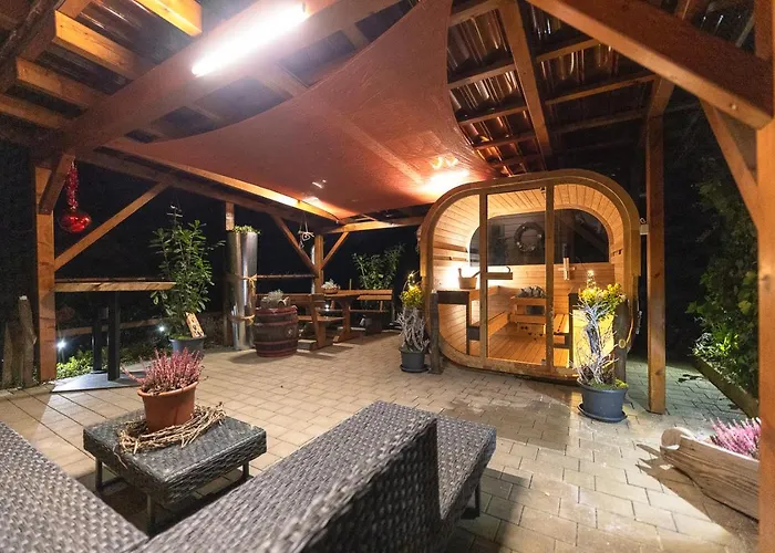 Weingarten & Appartement Auszeit With Private Spa